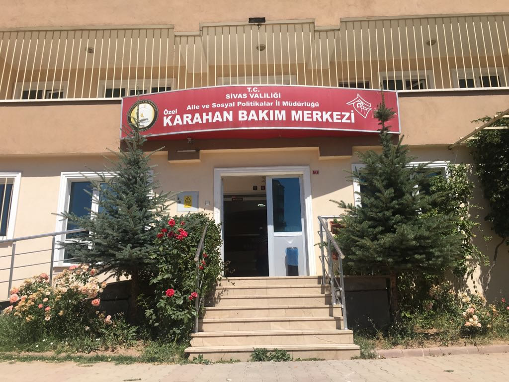 Karahan Bakımevi